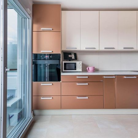 Apartment Jan 2+2 With Balcony พูลา ภายนอก รูปภาพ